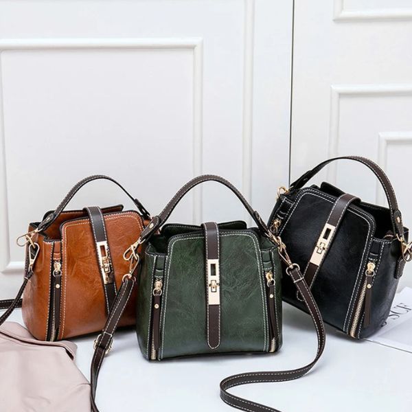 Sac Seau Compact en Similicuir