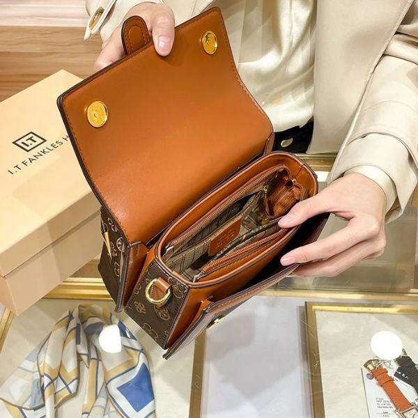 Sac à Main Carré Chic