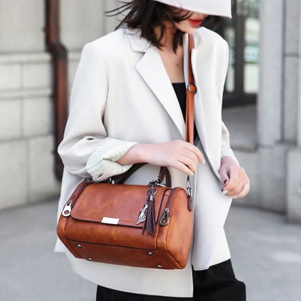 Sac à Main Tendance avec Pompon